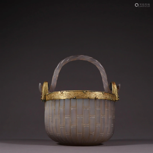 A Rare Agate Inlaid Gold Basket