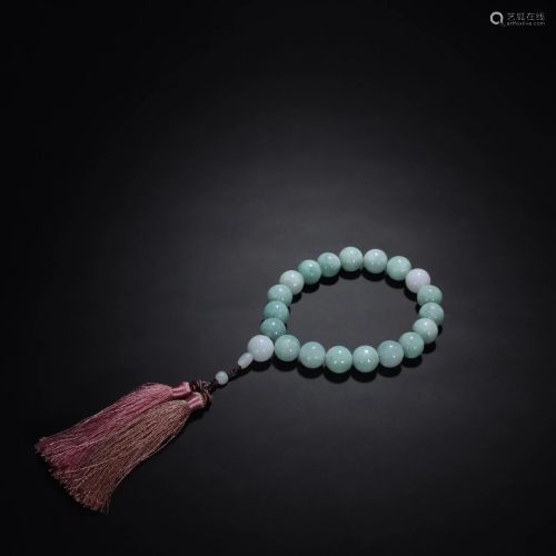 A Sring of Jadeite Beads