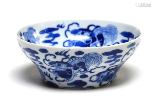 A blue and white porcelain tea bowl painted to interior and ...