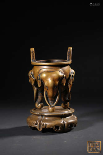 A BRONZE CENSER WITH TWO HANDLES AND STAND,XUANDE MARK ,QING...