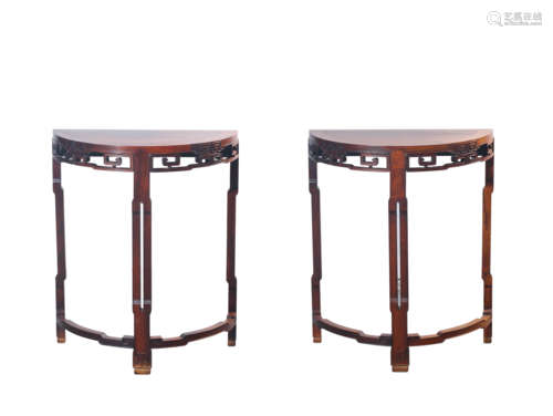 A PAIR OF HONGMU DEMILUNE TABLES,QING DYNASTY