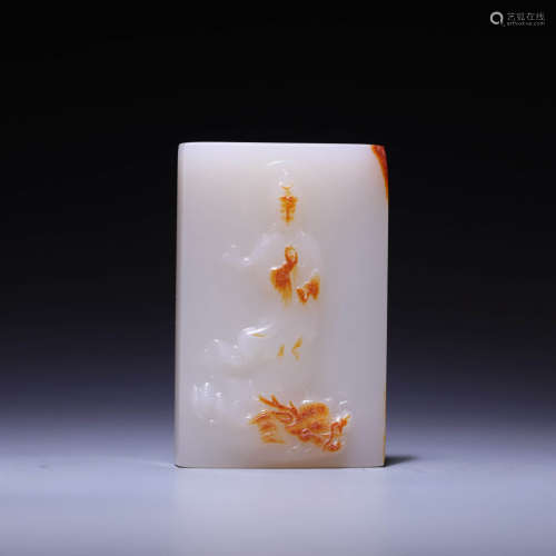 A CARVED WHITE AND RUSSET JADE‘DRAGON’PLAQUE,QING DYNASTY