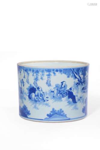 A BLUE AND WHITE BRUSHPOT,KANGXI PERIOD