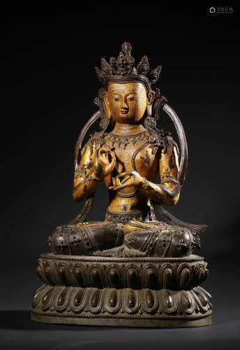A GILT-BRONZE FIGURE OF VAIRDCANA,MARK AND PERIOD OF YONGLE