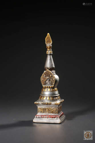 A PANCEL-GILT SILVER STUPA,QING DYNASTY