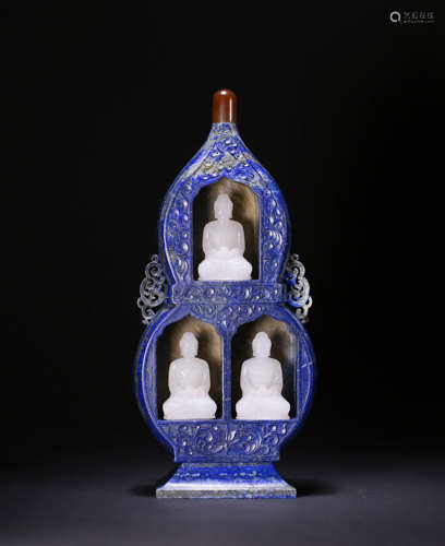 A SET OF WHITE JADE FIGURE OF BUDDHAS WHIT LAPIS LAZULI BUDD...