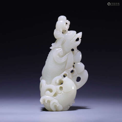 A WHITE JADE‘BOY AND FISH’GROUP,QING DYNASTY
