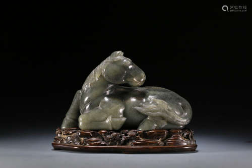 A WHITE AND BLACK JADE HORSE,QING DYNASTY