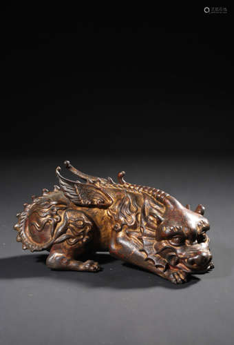 A GILT-BRONZE MYTHICAL BEAST,QING DYNASTY