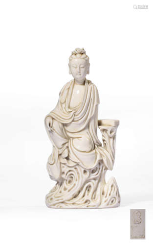 A DEHUA FIGURE OF GUANYIN BY HE CHAOZONG,MING DYNASTY