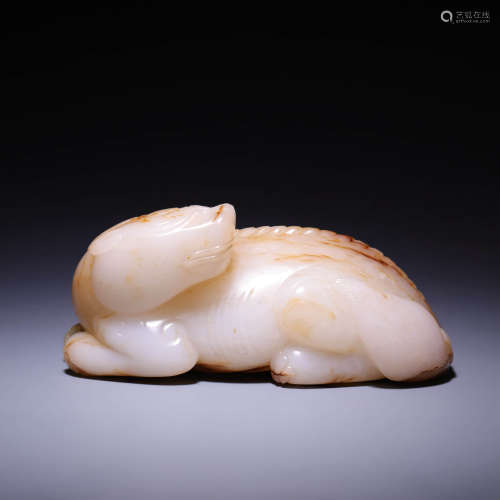 A WHITE AND RUSSET JADE MYTHICAL BEAST GROUP,QING DYNASTY