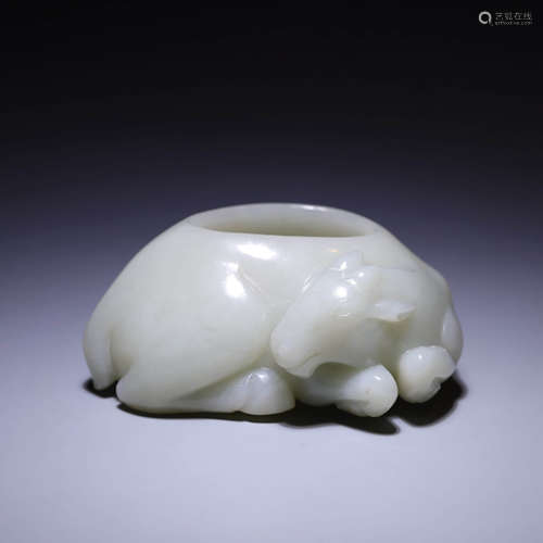 A WHITE JADE‘DEER’WATERPOT,QING DYNASTY