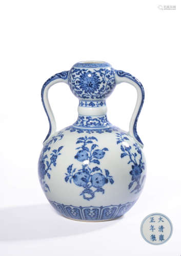 A BLUE AND WHITE HECAGONAL VASE,MARK AND PERIOD OF YONGZHENG