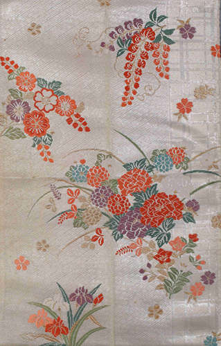 A EMBROIDERED ‘FLOWER' PANEL,QING DYNASTY