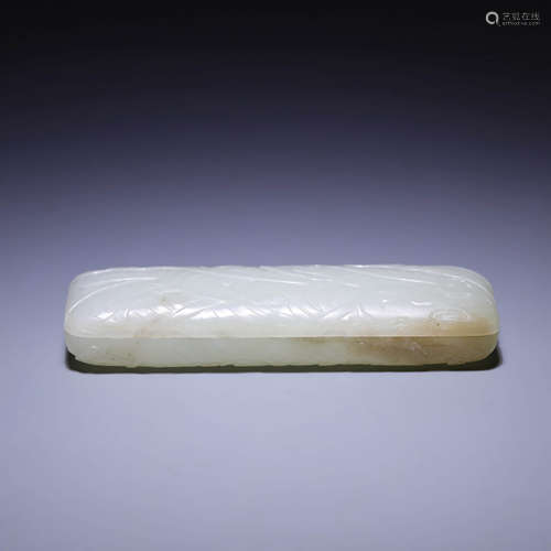 A WHITE JADE‘BANANA’BOX AND COVER,QING DYNASTY