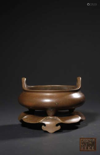 A BRONZE CENSER AND STAND,XUANDE MARK,QING DYNASTY