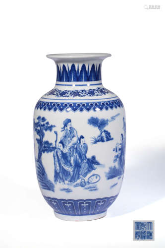 A BLUE AND WHITE VASE,MARK AND PERIOD OF QIANLONG