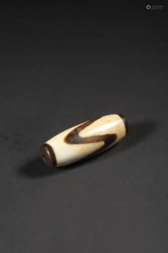 A DZI BEAD