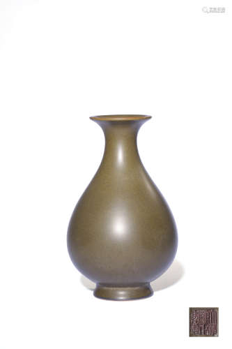 A TEADUST-GLAZED VASE,MARK AND PERIOD OF YONGZHENG