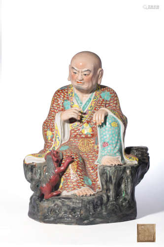 A FAMILLE-ROSE FIGURE OF LUOHAN,QING DYNASTY