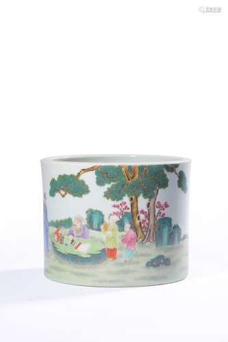 A FAMILLE-ROSE BRUSHPOT,QING DYNASTY