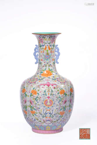 A FAMILLE-ROSE VASE,MARK AND PERIOD OF JIAJING