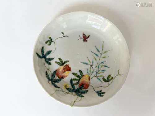 A famille rose dish, marked, Qing Dynasty Pr.