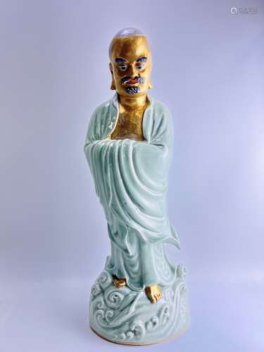 A very large buddaha figure, Qing Dynasty Pr.