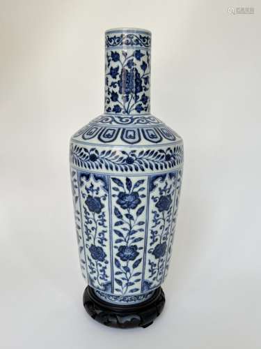 A blue&white vase, marked, Qing Dynasty Pr.