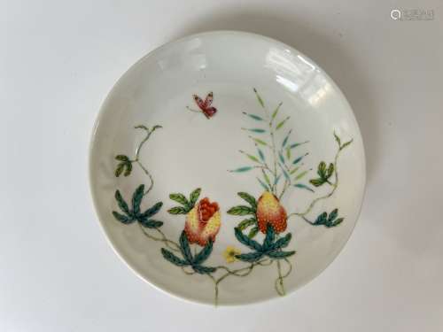 A famille rose dish, marked, Qing Dynasty Pr.