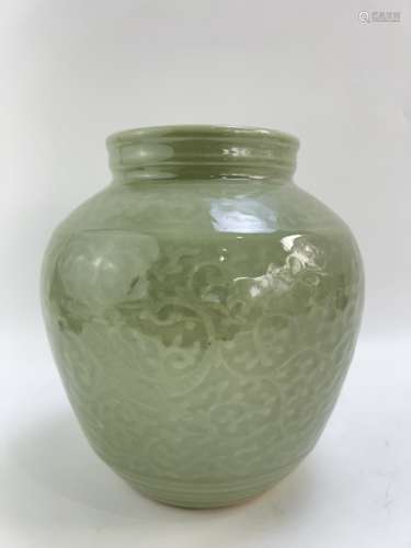 A celadon vase, QianLong Pr.