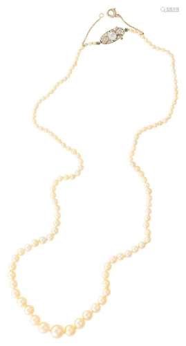 Collier d'époque