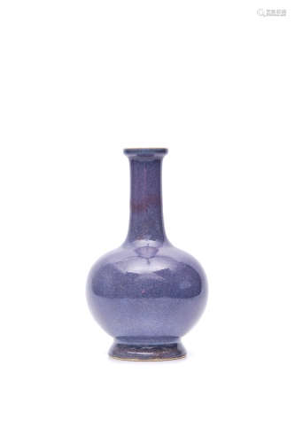 乾隆年製刻款窯變釉花瓶