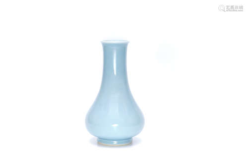 1955年輕工業部陶瓷研究所天藍釉瓶