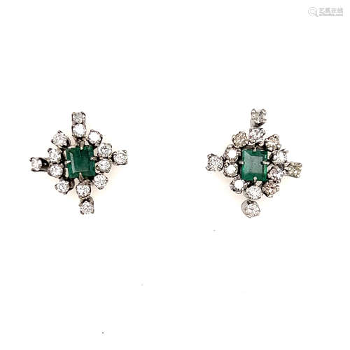 18k Diamond Emerald Stud Earrings