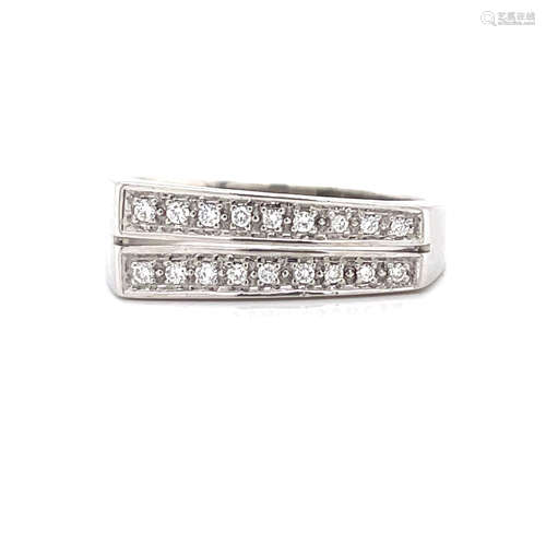 18k Diamond Ring