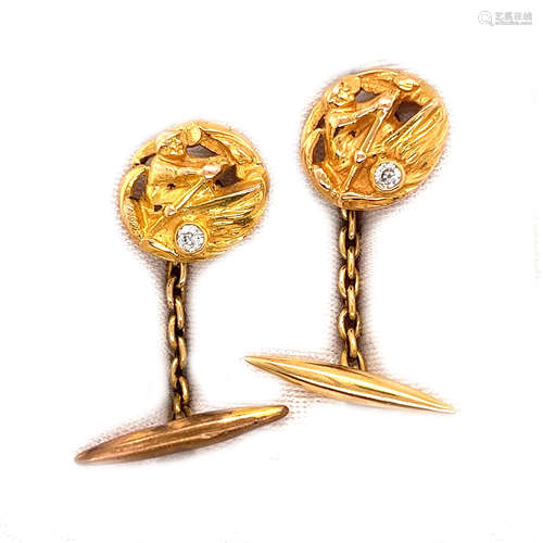 18k Person Rowing Cufflink 