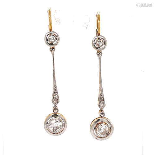 18k Platinum Art Deco Diamond Drop Earrings