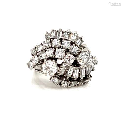 Art Deco Platinum Diamond Ring 