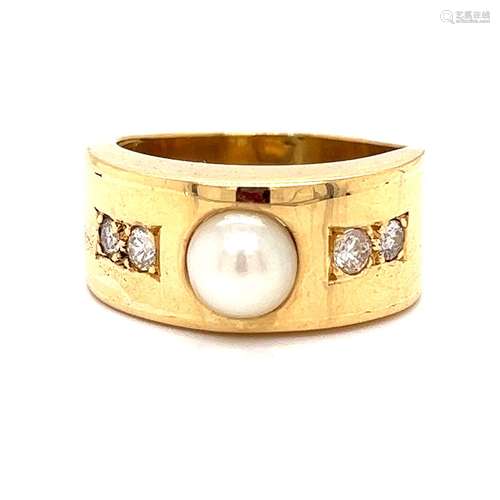 18k Pearl Diamond Ring 