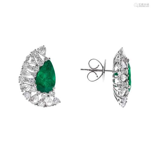 18k Emerald Diamond Earrings