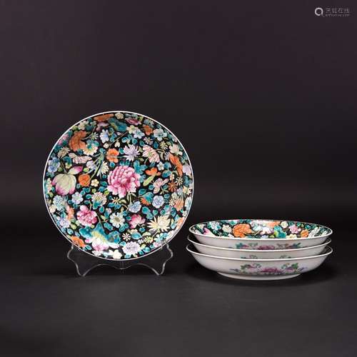 A GROUP OF 4 CHINESE FAMILLE NOIR DISHES, QIANLONG MARK