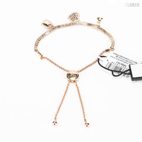 A 14K BRACELET WITH DIAMOND