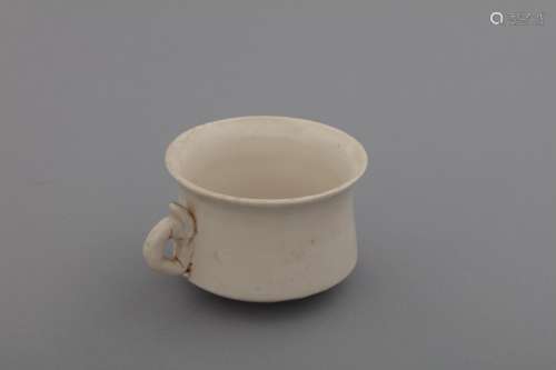 Song Ding white glazed ceramic bowl