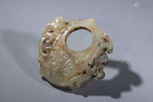 Chinese Han Hetain carved jade ornament