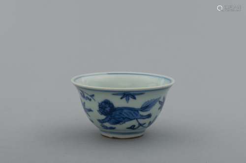 Qing blue and white porcelain teacup with Foo dogs