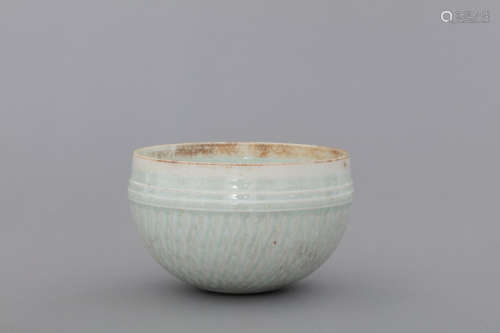 Song Hutian Yingqing blueish ceramic monk-bowl