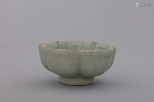 Song Longquan celadon ceramic cup