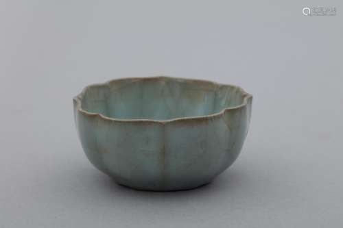 Song Guan-kiln ceramic cup