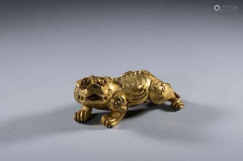 Qing gilt bronze paper-wait in form of a monster